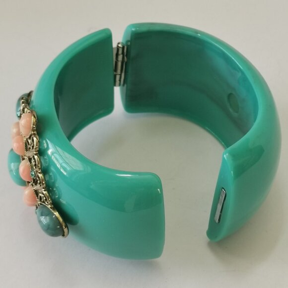 Vintage Turquoise BOHO Lucite Clamper Bangle Bracelet w rhinestones, coral - Picture 4 of 10